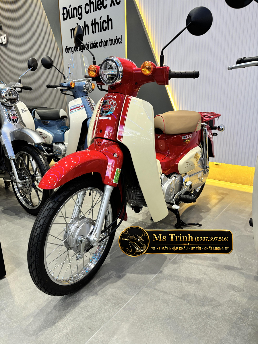 Honda Super Cub 50 hello Kitty giới hạn khoảng 300 xe toàn cầu